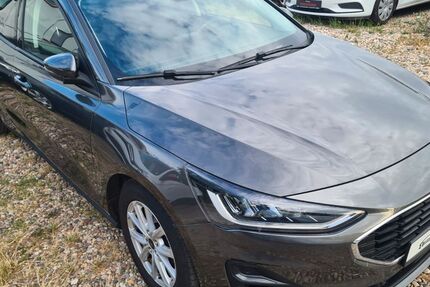 Ford Focus 100.000 km 12.500 &euro; Berlin 13127