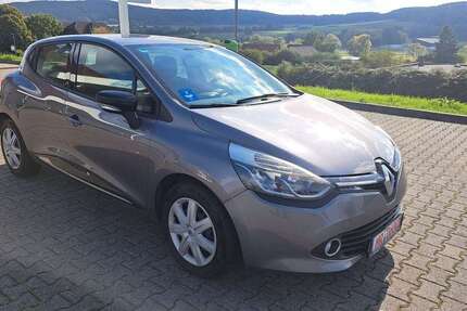 Renault Clio 117.000 km 5.250 € Gladenbach 35075
