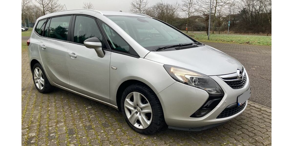 Opel Zafira 122.000 km 7.777 &euro; Saarlouis 66740