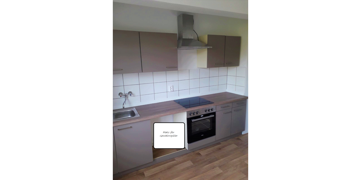 2 Zimmer Wohnung mit Einbauküche und Garage optional! - Hochparterre Galenbeck Sandhagen | Angebot:19552806