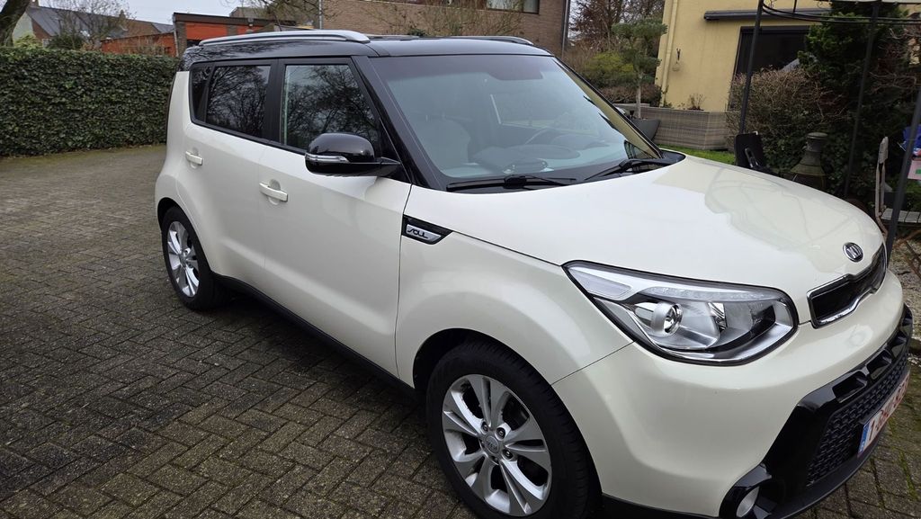 Kia Soul 86.000 km 8.990 &euro; Wesseling - Köln 50389