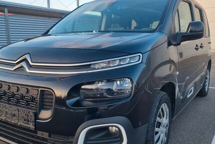 Citroen Berlingo 63.100 km 17.250 &euro; Denzlingen 79211