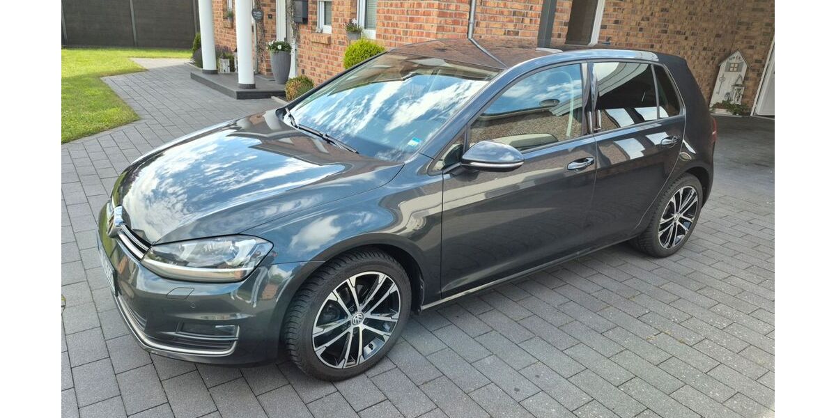 VW Golf 105.000 km 12.000 &euro; Südbrookmerland 26624