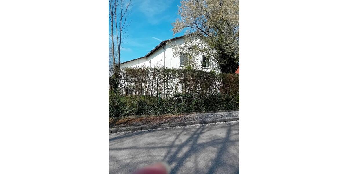 Einfamilienhaus Buchloe - 8 Zimmer, 151 m&sup2;, 750.000&euro; | Angebot:26620107