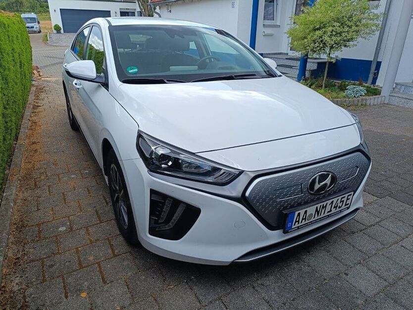 IONIQ