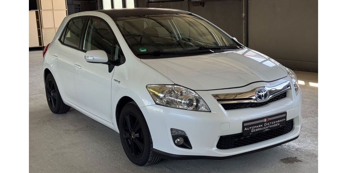 Toyota Auris 171.000 km 6.900 &euro; Dietzenbach 63128