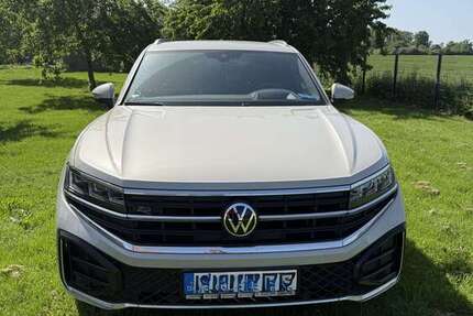VW Touareg 44.000 km 54.800 &euro; Rees 46459