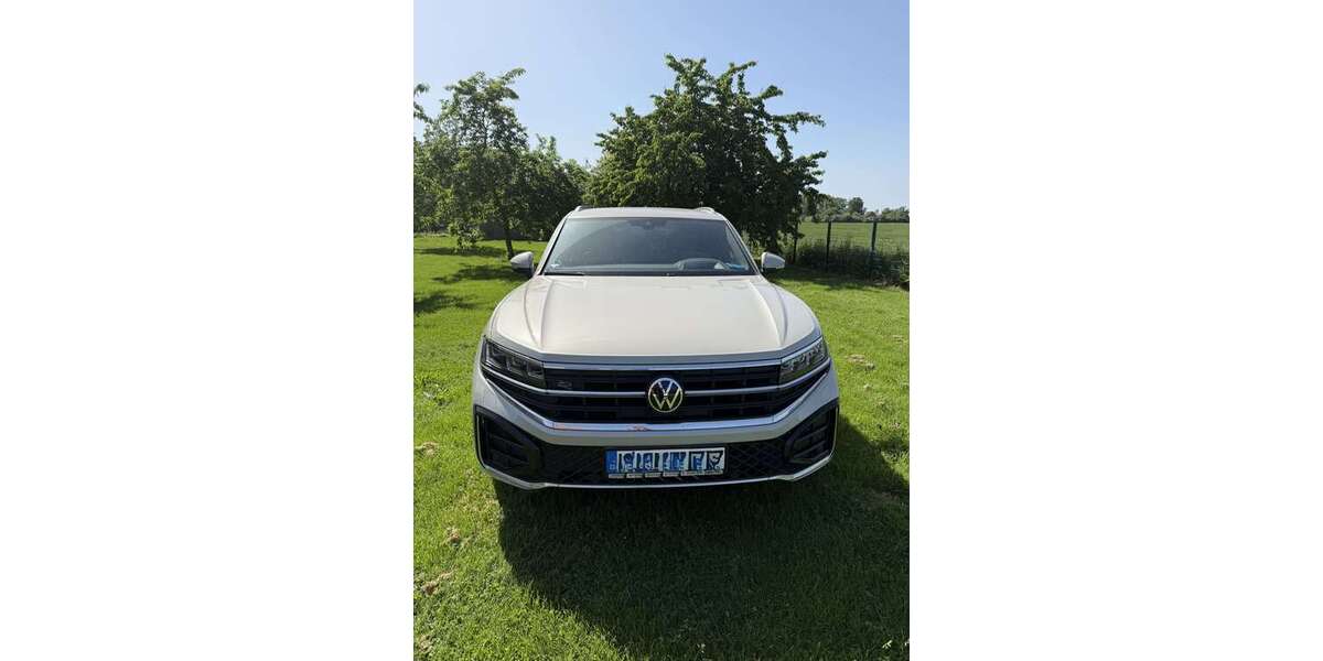 VW Touareg 44.000 km 54.800 &euro; Rees 46459