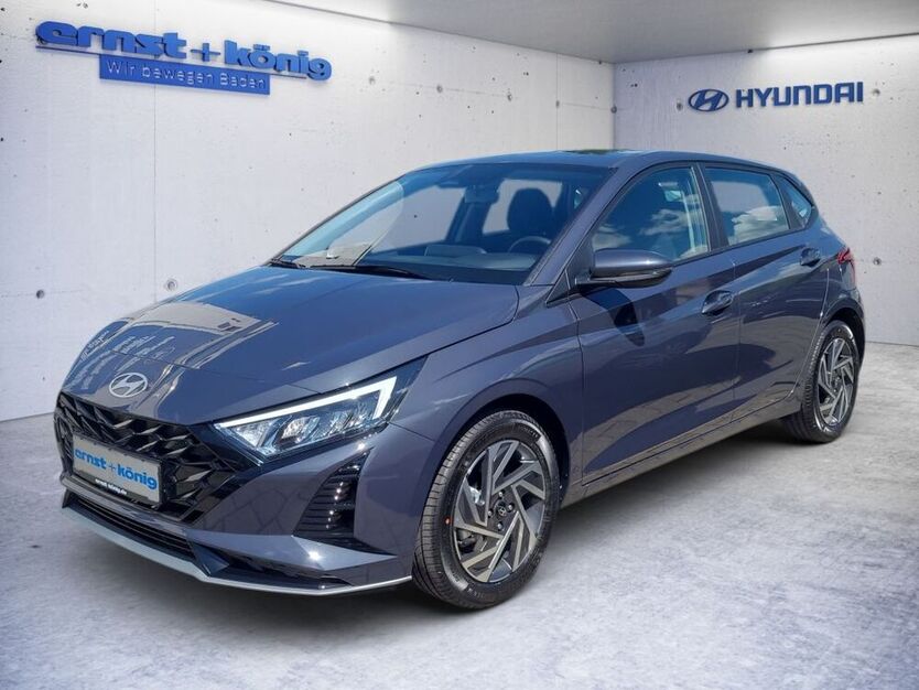 i20