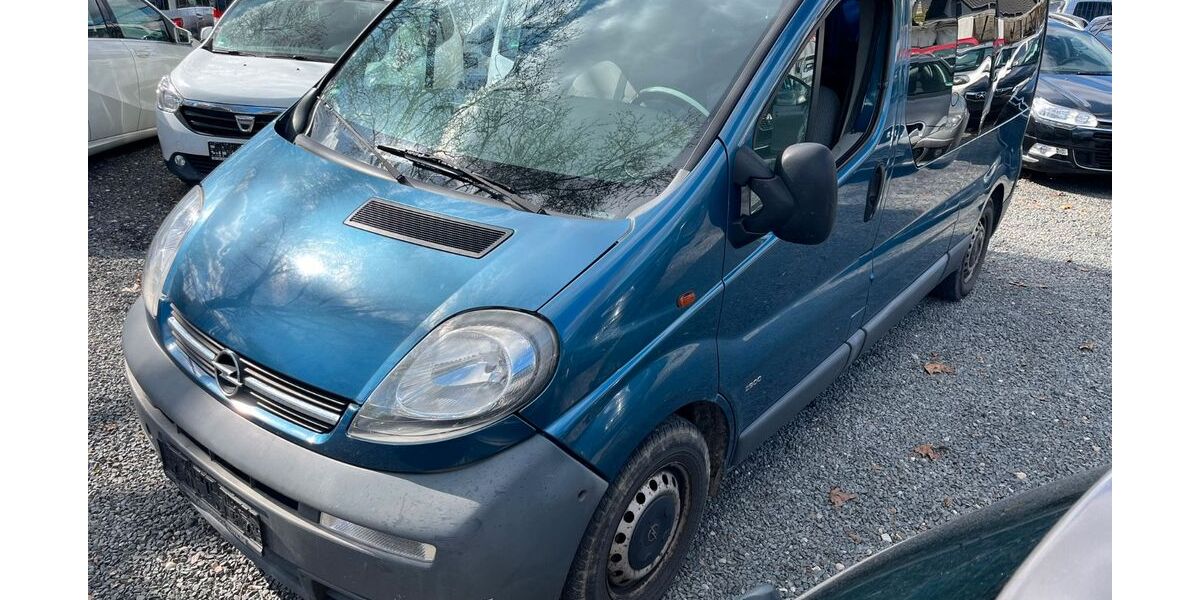 Opel Vivaro 312.000 km 3.290 &euro; Frankfurt 65933