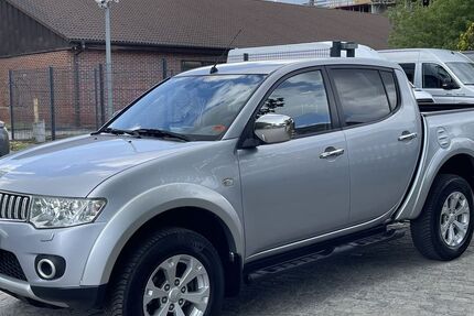 Mitsubishi L200 150.000 km 13.400 &euro; Berlin 12681