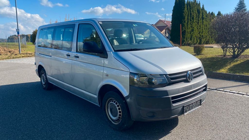 VW T5 Transporter 298.000 km 7.900 &euro; Waldburg 88289