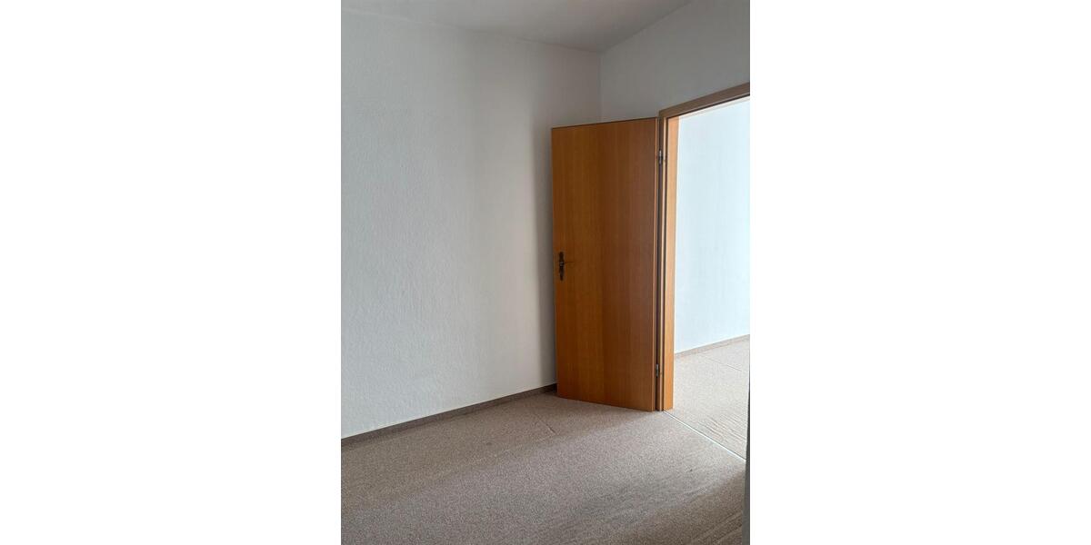 Etagenwohnung Wurzbach - 4 Zimmer, 72 m&sup2;, 430&euro; | Angebot:24573907
