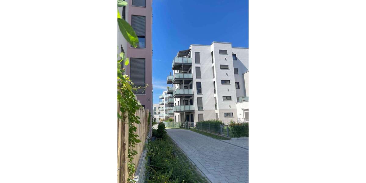Etagenwohnung Dachau - 3 Zimmer, 99 m&sup2;, 1.870&euro; | Angebot:27128775