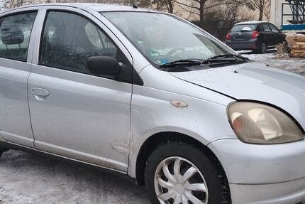 Toyota Yaris 141.057 km 2.499 &euro; Berlin 12349