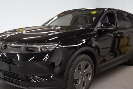 Opel Grandland (X) 15.700 km 28.900 &euro; Rüsselsheim 65428