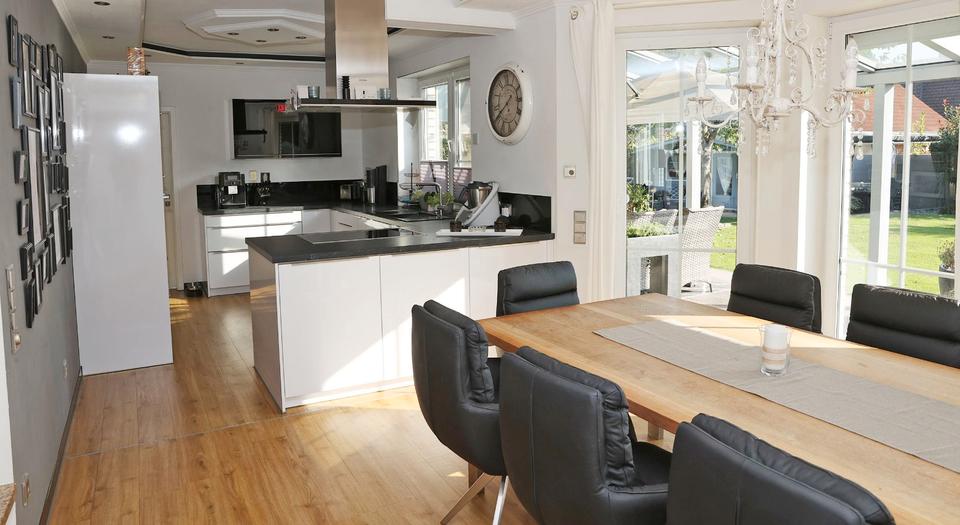 Einfamilienhaus Gifhorn - 9 Zimmer, 274 m&sup2;, 785.000&euro; | Angebot:27245842