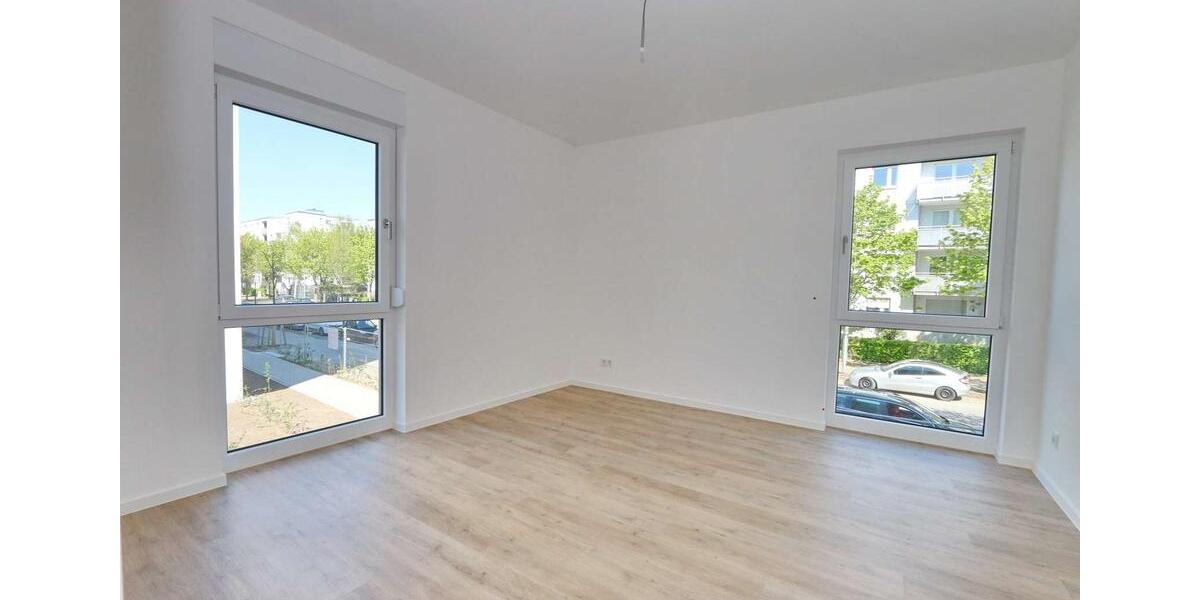 Etagenwohnung Schönefeld - 4 Zimmer, 96 m&sup2;, 1.249&euro; | Angebot:25541075