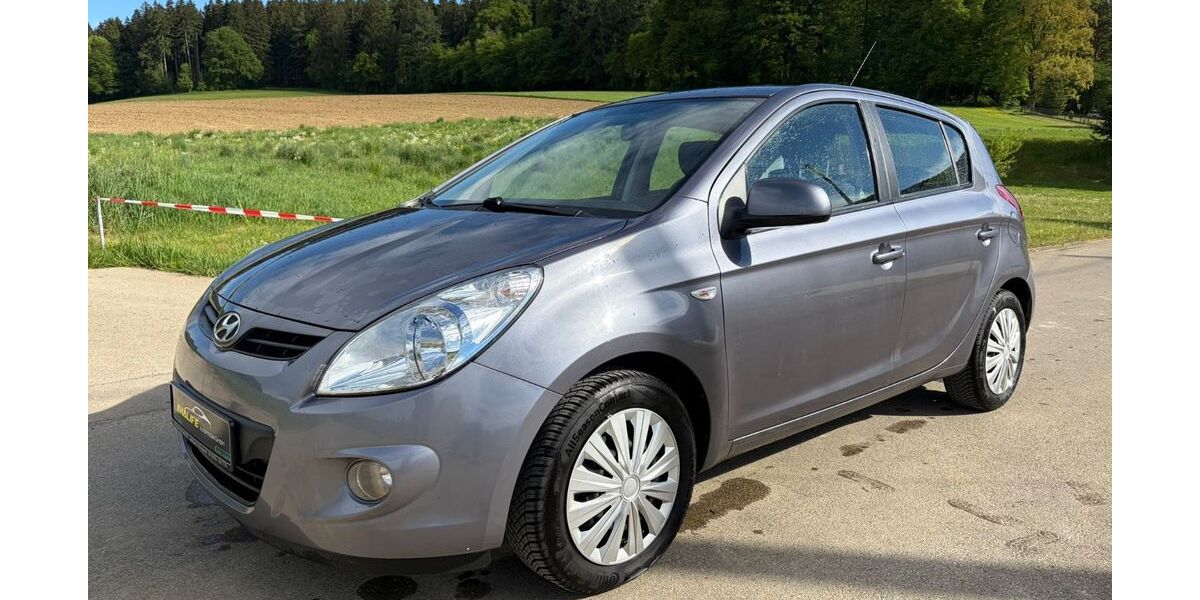 Hyundai i20 52.146 km 5.999 &euro; Winterbach bei Günzburg 89368