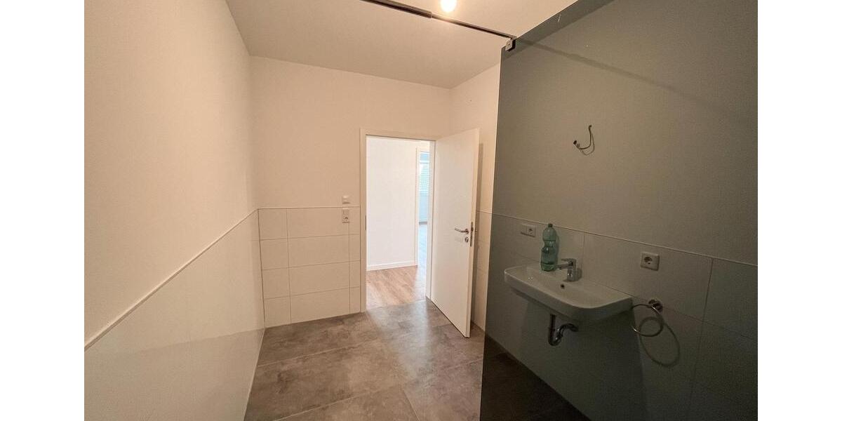 Neubau mit Balkon: Attraktive 4-Zimmer-Wohnung in Uchte 4 zimmer