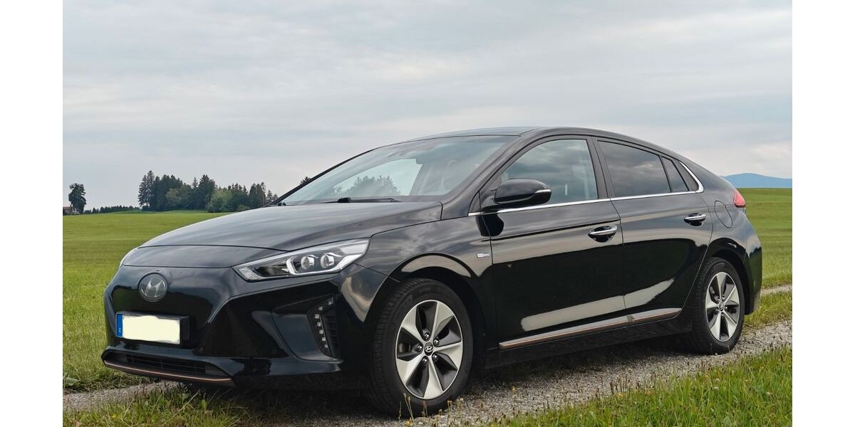 Hyundai IONIQ 161.000 km 11.400 &euro; Burggen 86977