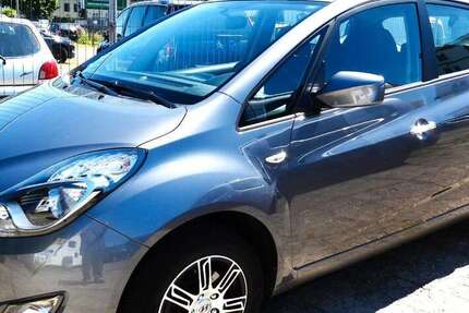 Hyundai iX20 59.875 km 8.880 &euro; Dresden 01237