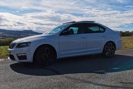 Skoda Octavia 210.000 km 14.500 &euro; Michelau 96247