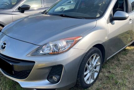 Mazda 3 131.000 km 7.900 € Hamburg 20537