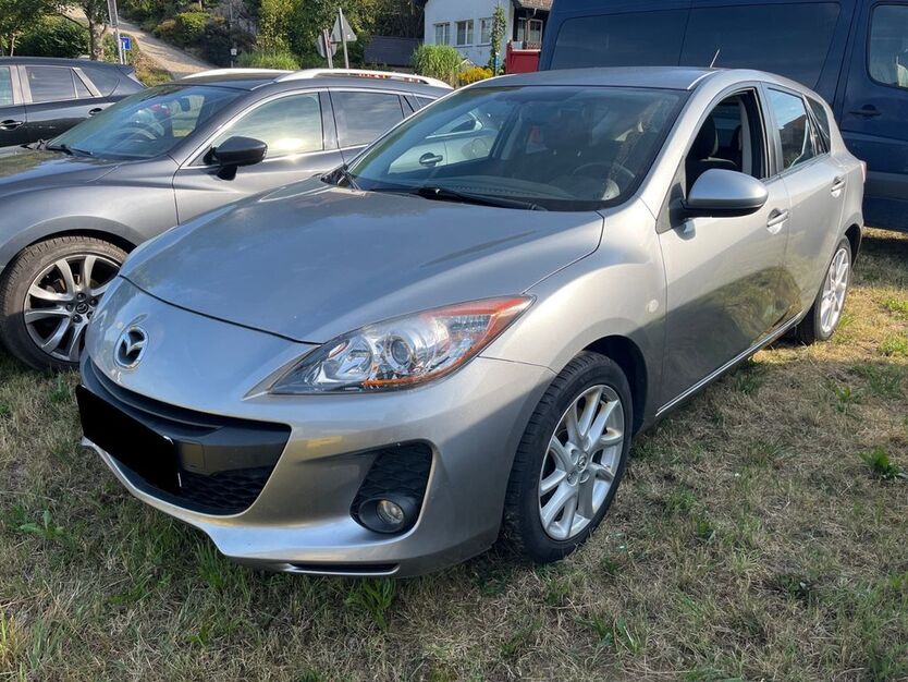 Mazda 3 131.000 km 7.900 € Hamburg 20537