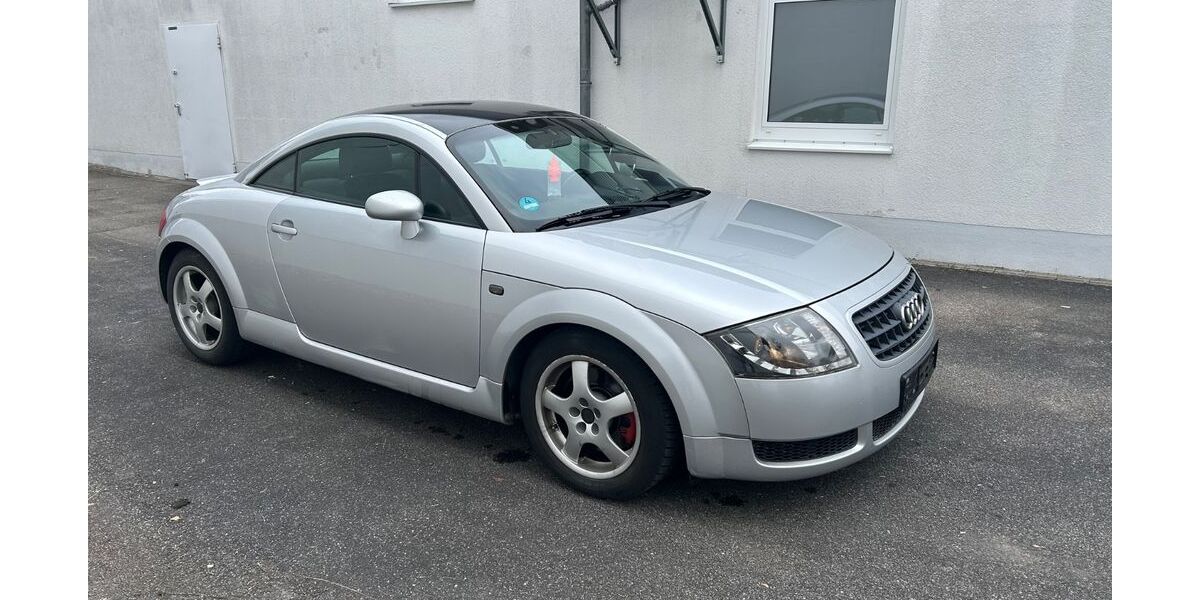 Audi TT 255.000 km 5.250 &euro; Langquaid 84085