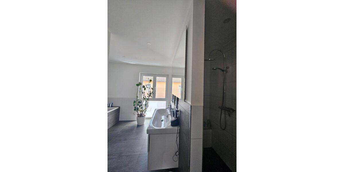 Einfamilienhaus Potsdam Krampnitz - 5 Zimmer, 140 m&sup2;, 2.200&euro; | Angebot:26270548