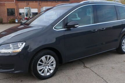 VW Sharan 113.091 km 17.950 € Essen 45309