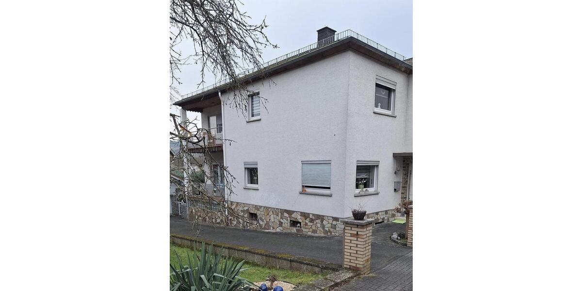 Einfamilienhaus Mittenaar - 6 Zimmer, 150 m&sup2;, 1.500&euro; | Angebot:24813384