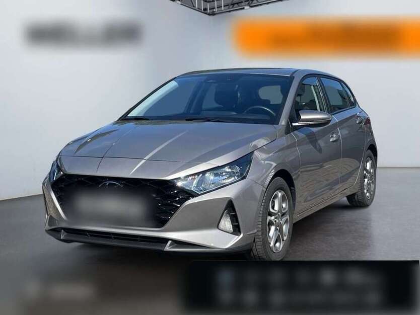 i20