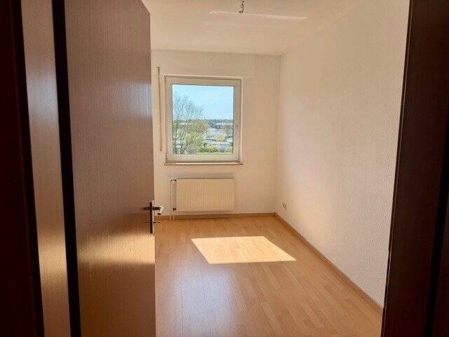 Etagenwohnung Neustadt-Glewe Glewe - 3 Zimmer, 71 m&sup2;, 80.000&euro; | Angebot:26217625