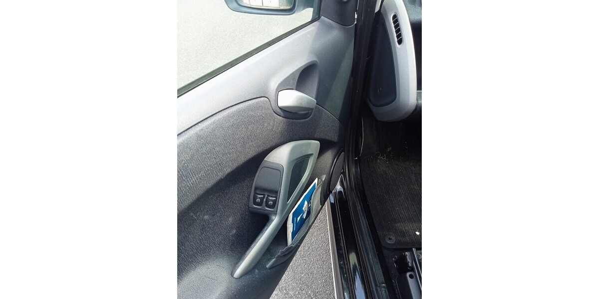 Smart Fortwo Cabrio 95.000 km 4.799 € Halstenbek 25469