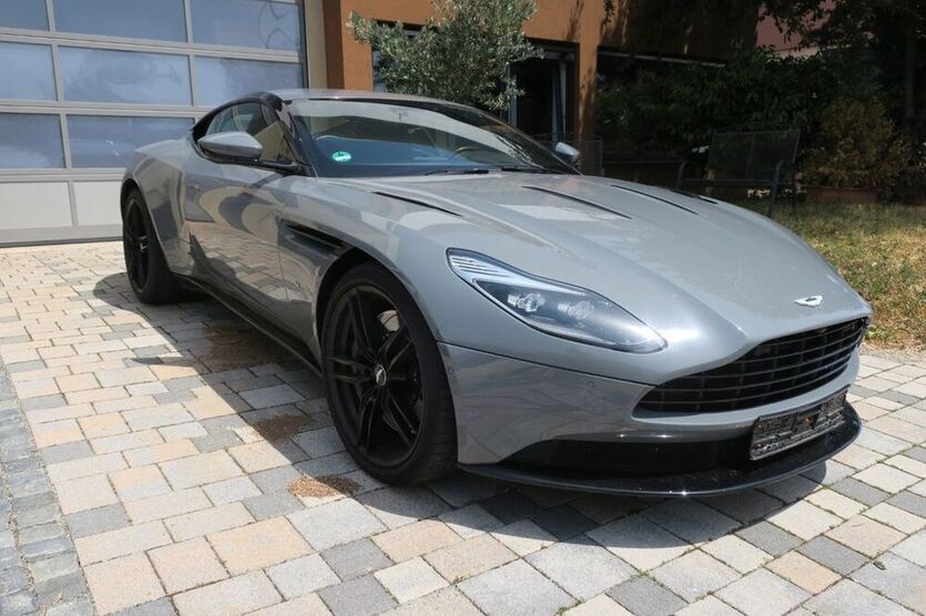 DB11