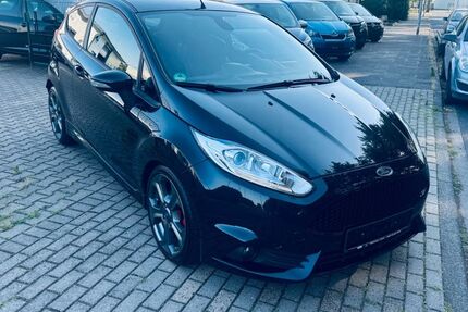 Ford Fiesta 115.000 km 9.400 &euro; XANTEN 46509