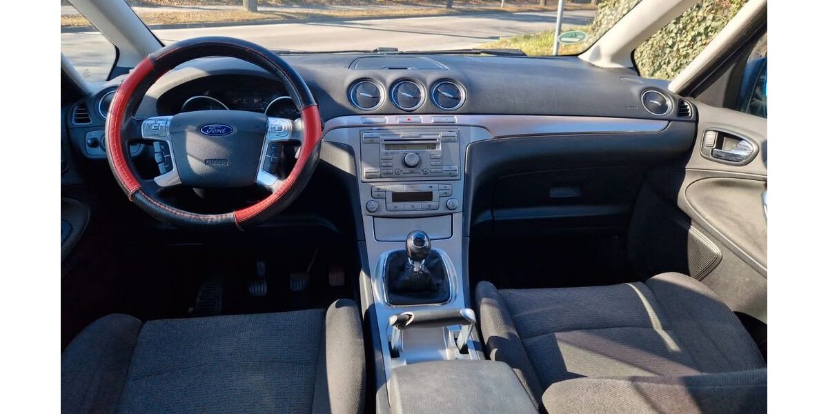 Ford S-Max 256.000 km 2.850 &euro; Memmelsdorf 96117