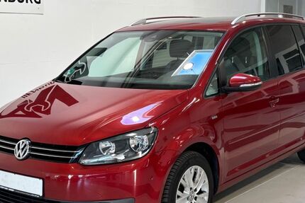 VW Touran 146.987 km 13.890 &euro; Nienburg/Weser 31582