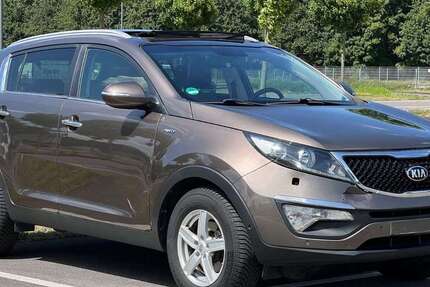 Kia Sportage 199.000 km 8.490 € Essen 45356