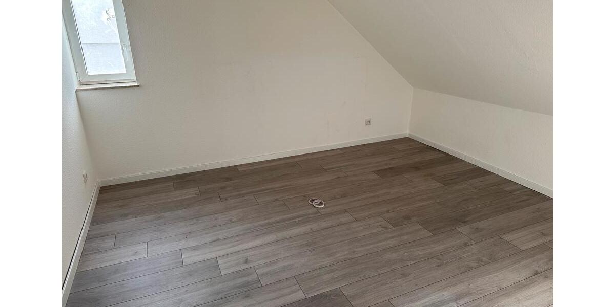 Doppelhaushälfte Bad Camberg - 2.5 Zimmer, 65 m&sup2;, 600&euro; | Angebot:23820677