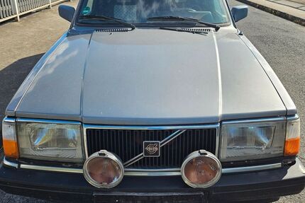 Volvo 240 401.500 km 1.299 &euro; Vellmar 34246