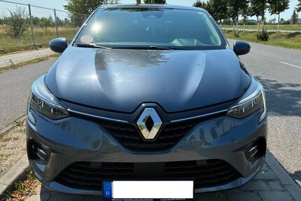 Renault Clio 18.700 km 14.700 &euro; Berlin 12353