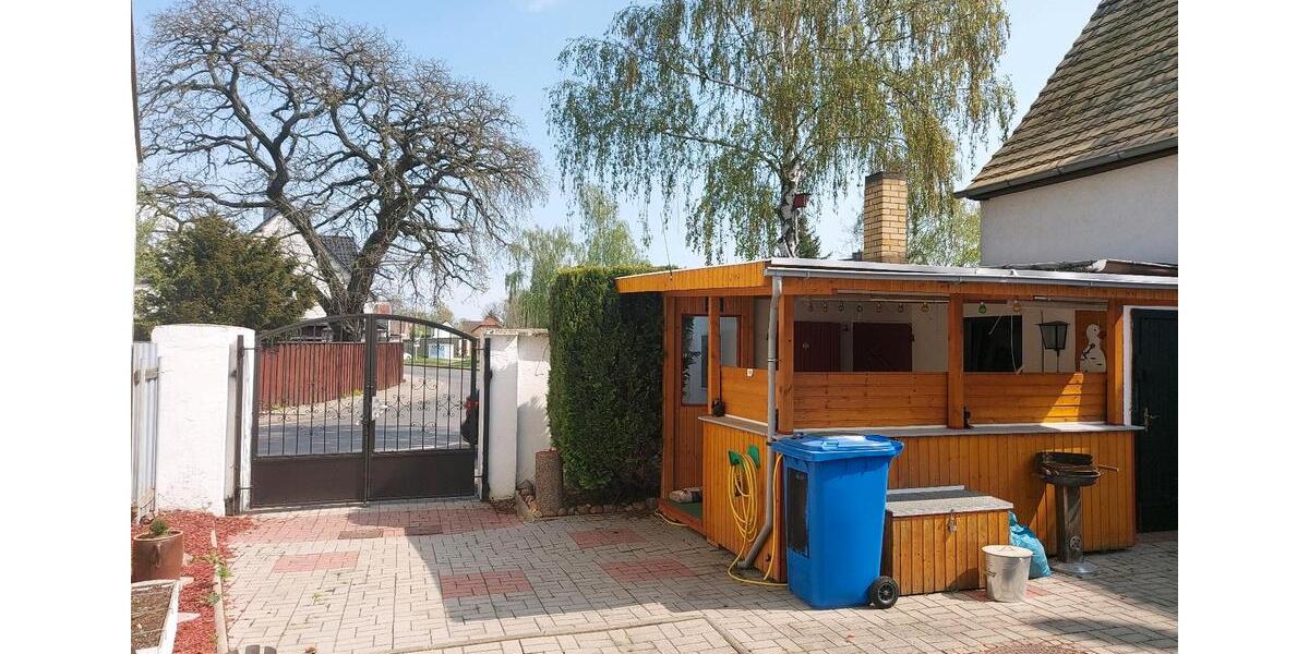 Einfamilienhaus Leipzig Nord - 10 Zimmer, 200 m&sup2;, 175.000&euro; | Angebot:26858164