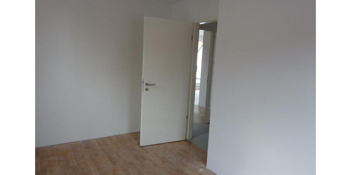 Dachgeschoßwohnung Unterhaching - 3 Zimmer, 74 m&sup2;, 1.380&euro; | Angebot:25416875