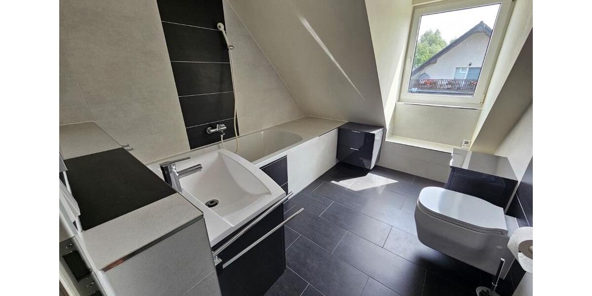 Neuwertige Doppelhaushälfte mit 4 Zimmern 4 zimmer