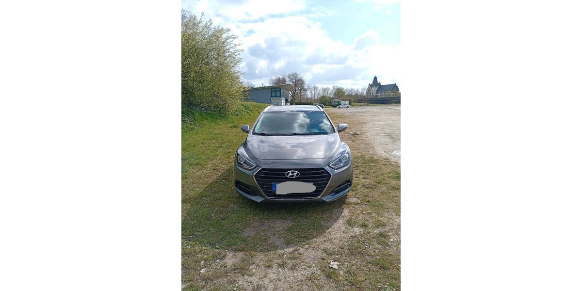 Hyundai i40 88.230 km 10.500 &euro; Worms 67549