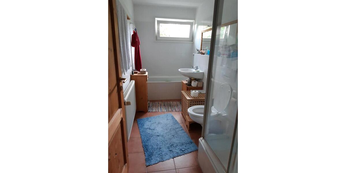 Einfamilienhaus Garbsen - 6 Zimmer, 150 m&sup2;, 250.000&euro; | Angebot:27087030