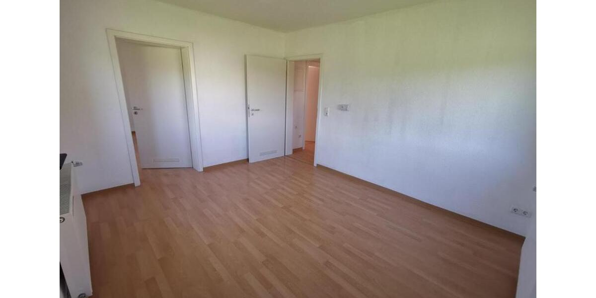 Etagenwohnung Bebra - 4 Zimmer, 58 m&sup2;, 370&euro; | Angebot:26553856